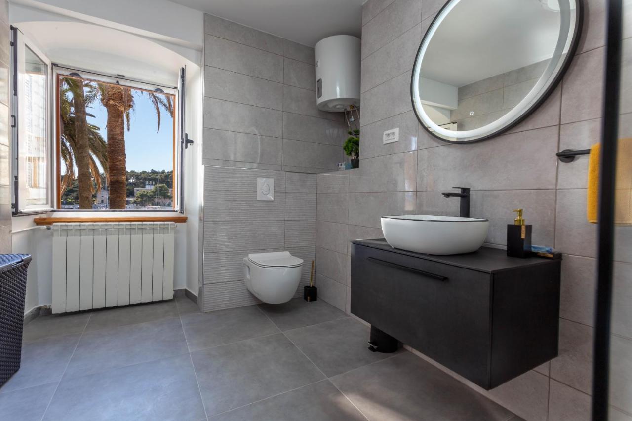Deluxe Dreamy Room In The Center Of Hvar With Sea View フヴァル エクステリア 写真